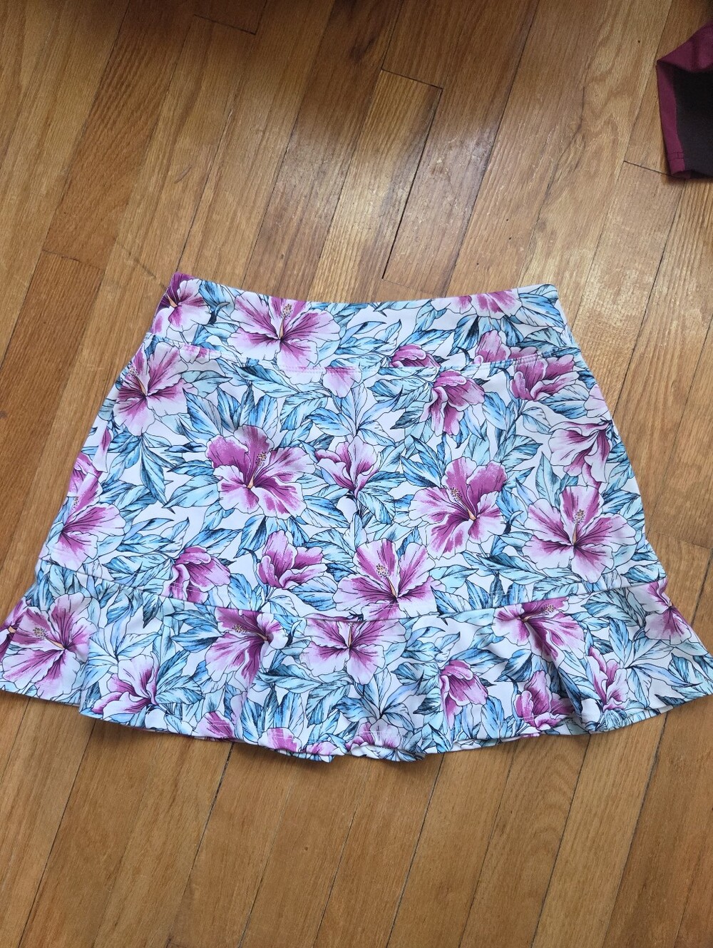 Tommy Bahama Active Cute Floral Skort Women’s Size Small Pink Blue Tropical